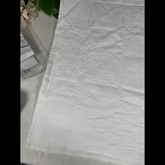 NIB Hotel Collection Locked Geo (1) Euro Sham - Picture 8 of 12